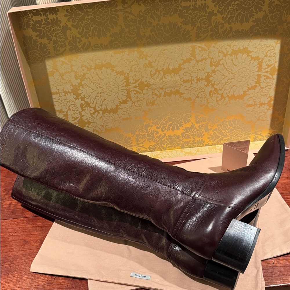 MIU MIU VITELLO SHINE BROWN TALL LEATHER BOOTS SIZE EU 37.5 - Picture 2 of 12